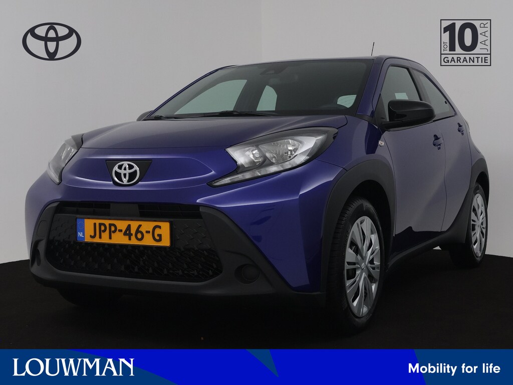 Toyota Aygo X 1.0 VVT-i MT Play | Apple CarPlay / Android Auto (Navigatie) | All-season banden |