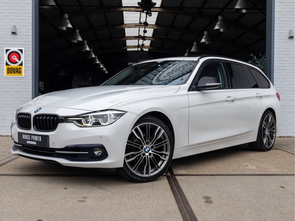 BMW 3-Serie Touring 318i High Executive *Schuif/Kantel | Groot scherm | Stoelverwarming | Clima | Navi | Cruise | LED*