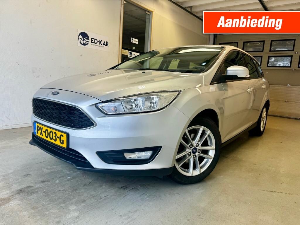 Ford Focus WAGON 1.0 Titanium CLIMA TREKHAAK NAP APK bij afl.