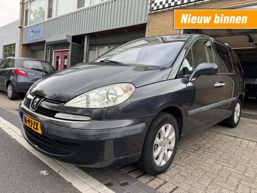 Peugeot 807 3.0 ST Premium 7 pers LEER CLIMA PDC LMV RIJDT GOED NAP