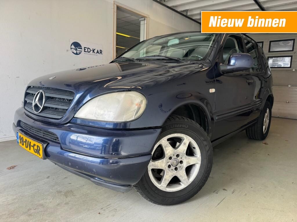 Mercedes-Benz M-klasse M-klasse 320 AUT LEER 4WD RIJDT GOED NAP APK YOUNGTIMER