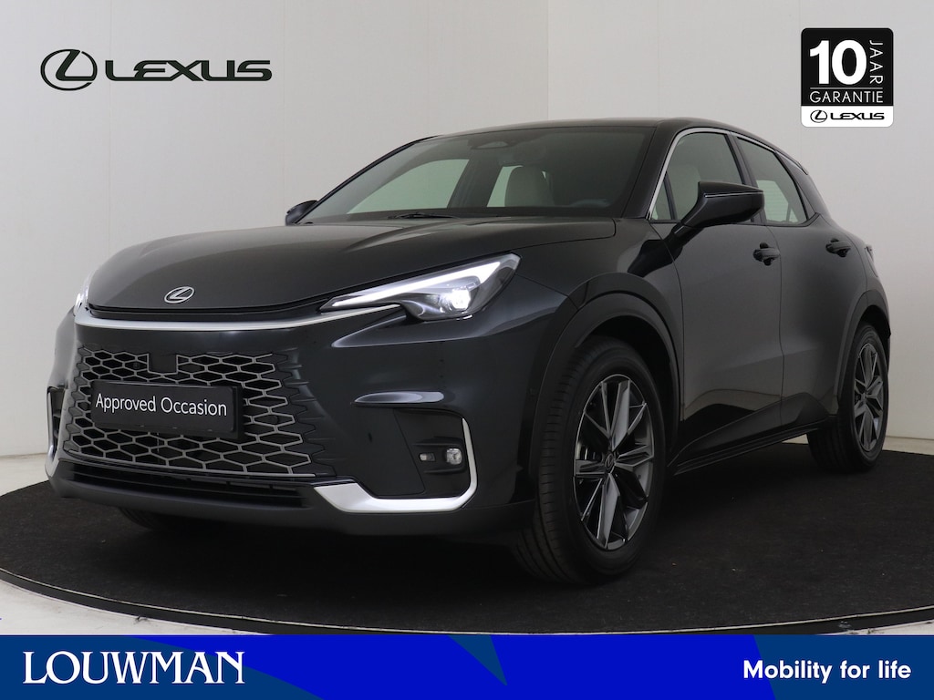 Lexus LBX Elegant 2WD Advanced Pack | 360 Camera | HUD