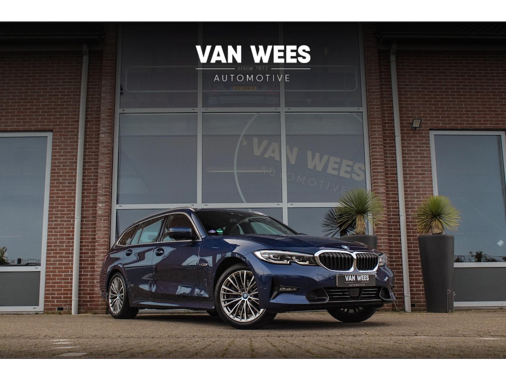BMW 3-Serie Touring 320e High Executive Sport Line | 1e eigenaar | NL auto | Driving Assistant | HiFi audio | LED | 18 inch | Stoelverwarming | DAB | Carplay | Navigatie | PDC