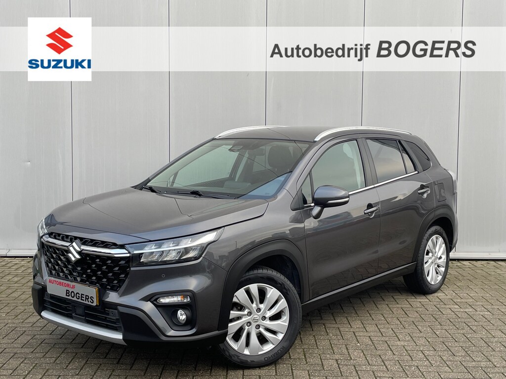 Suzuki S-Cross 1.4 Boosterjet Select Smart Hybrid Navigatie ( via Apple Caprlay/Android Auto ), Climate Control, Cruise Control, 17"Lm, Keyless Entry