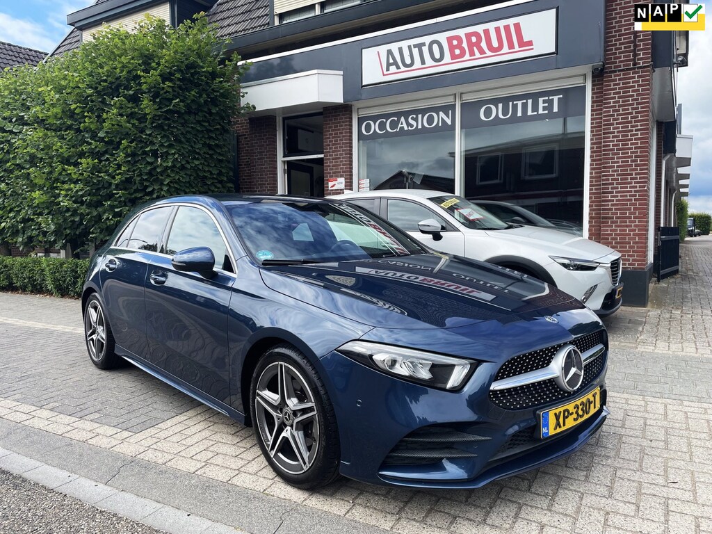 Mercedes-Benz A-klasse 180 Business Solution AMG Aut.|NL-auto|Virual Cockp.|Carbon inleg|Navi|Camera|Super Sportief