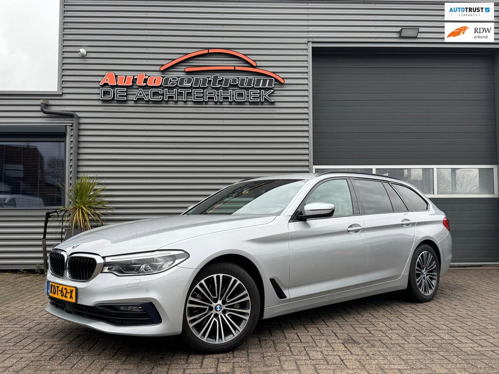 BMW 5-Serie Touring 520d xDrive High Executive LED / Adaptive cruise / Keyless!