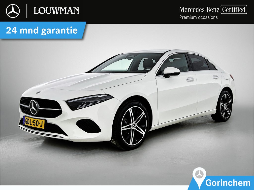 Mercedes-Benz A-klasse 250 e Star Edition Luxury Line Sfeerverlichting | 18 inch velgen | Inclusief 24 maanden MB Certified garantie voor Europa.