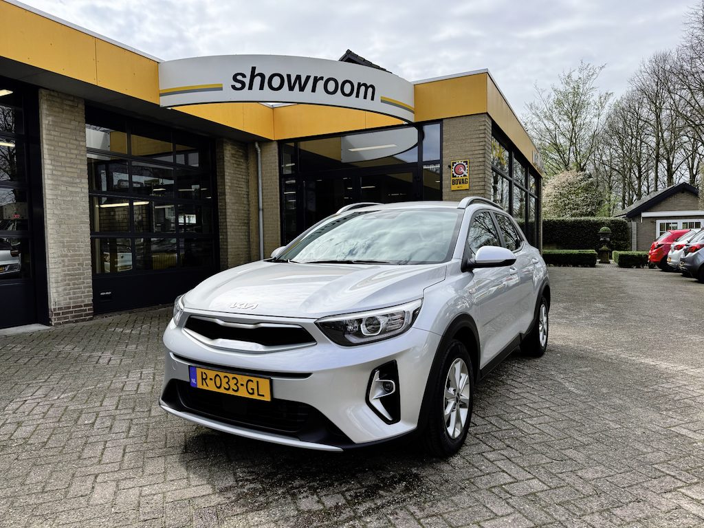 Kia Stonic 1.0 T-GDi MHEV DynamicLine Climate Control Camera Navi Carplay