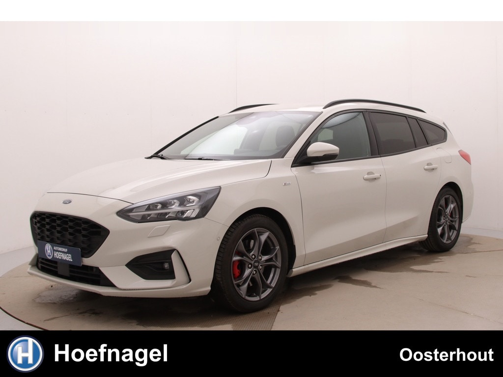 Ford Focus Wagon 1.0 EcoBoost Hybrid ST | Adaptive cruise | Stuur & stoelverwarming | CarPlay | Camera | Parkeersensoren