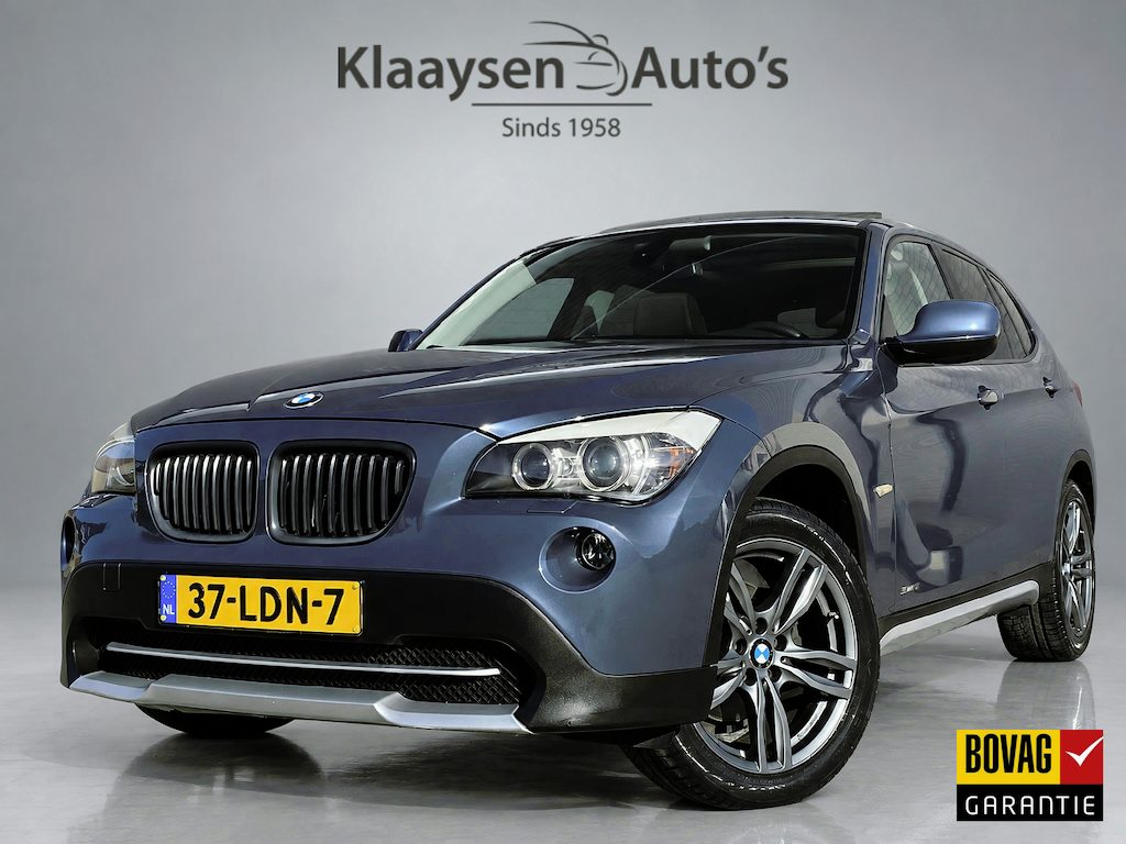 BMW X1 sDrive18i Executive AUT. | navigatie | panoramadak | sportstoelen | xenon verlichting | lichtmetalen velgen 18 inch