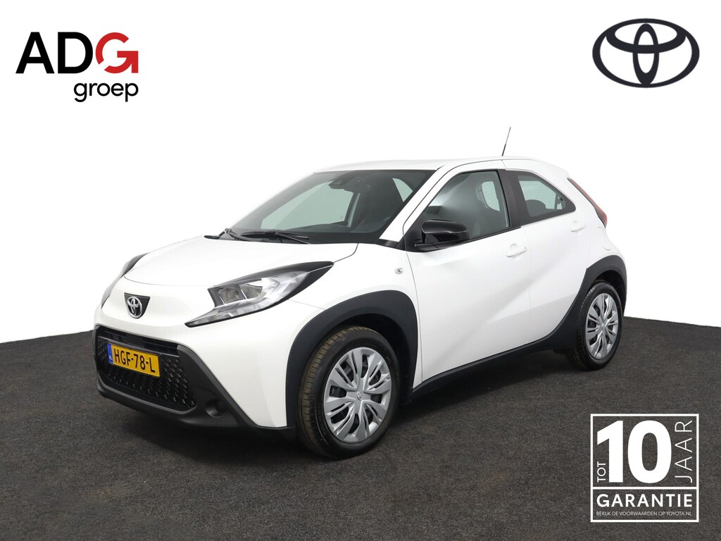 Toyota Aygo X 1.0 VVT-i MT Play | Airco | Adaptive Cruise Control | Achteruitrijcamera | Apple Carplay | Android Auto |