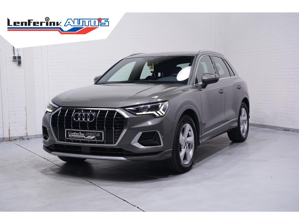 Audi Q3 35 TFSI Advanced edition Plus NAP Rijklaar! Led koplampen Camera Sportstoelen Leder/alcantara Apple Carplay/Android auto