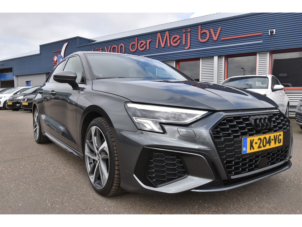 Audi A3 Sportback 35 TFSI S edition , 2X S-LINE , VIRTUAL COCKPIT  , CLIMATR , CR CONTR , NAVI , LED KOPL ,