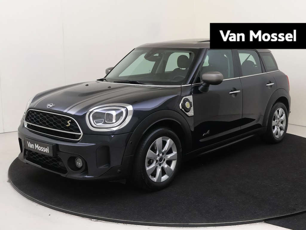 MINI Countryman 1.5 Cooper SE ALL4 224PK | Navigatie | Head-up Display | Panorama Schuif/-Kanteldak | Head up display | Keyless entry | Parkeersensoren & Camera | Stoelverwarming | Leder-Stof |
