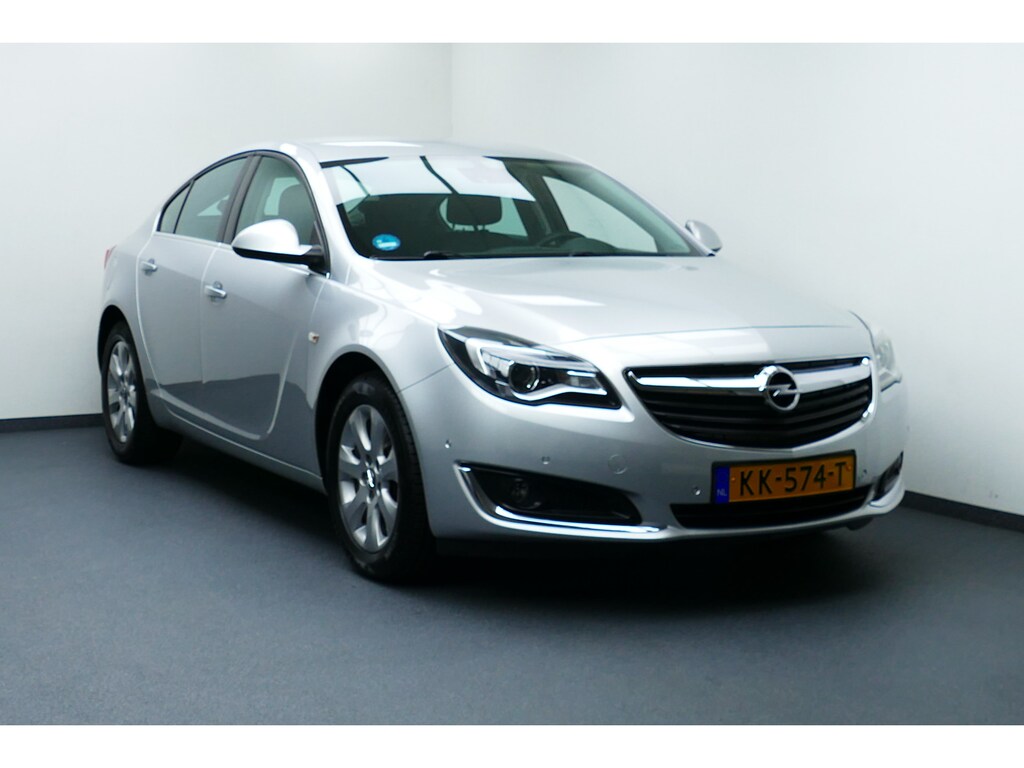 Opel Insignia 1.6 T 170pk Edition. Carplay/Android, Camera, Navi, Clima, 17"LMV, Haak 1700kg