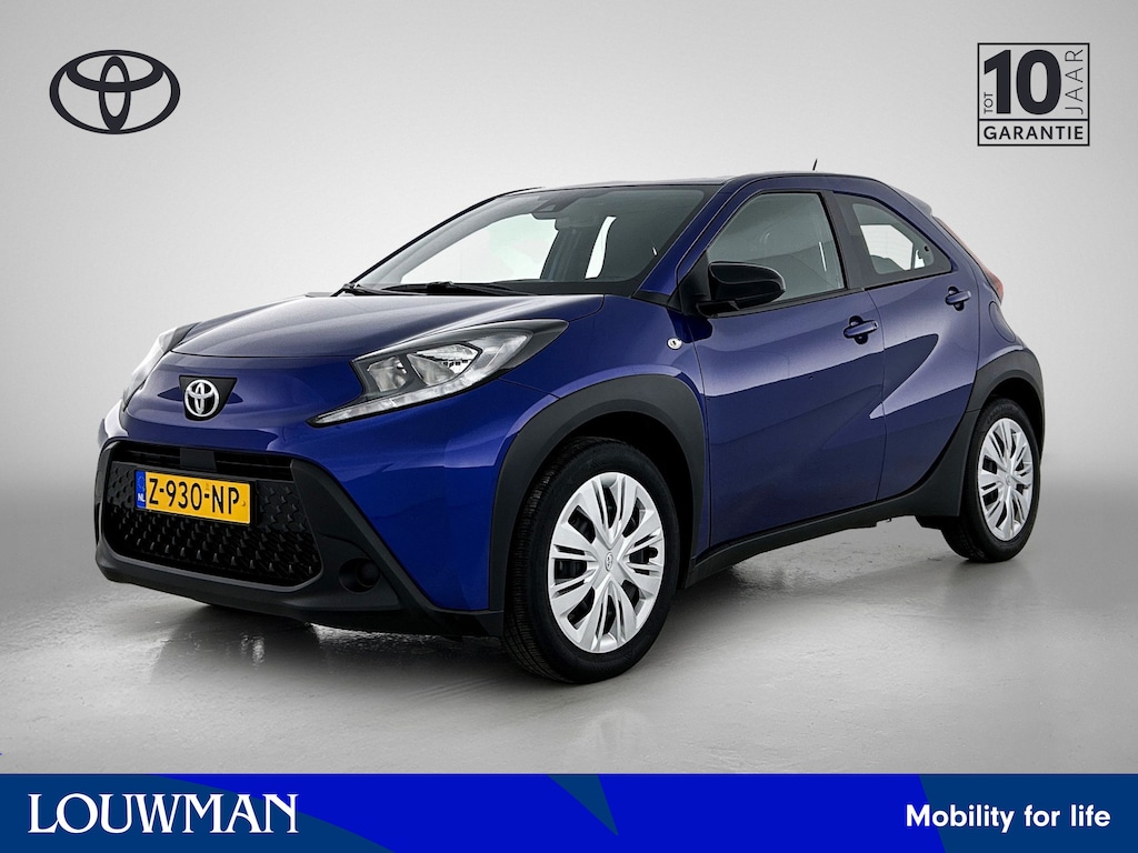 Toyota Aygo X 1.0 VVT-i MT Play | Airco | Adaptieve cruise control | Achteruitrijcamera | Navigatie via Apple Carplay/Andriod auto