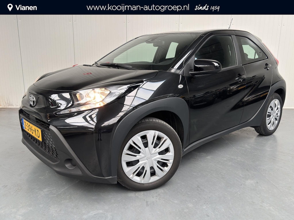 Toyota Aygo X 1.0 VVT-i S-CVT Play