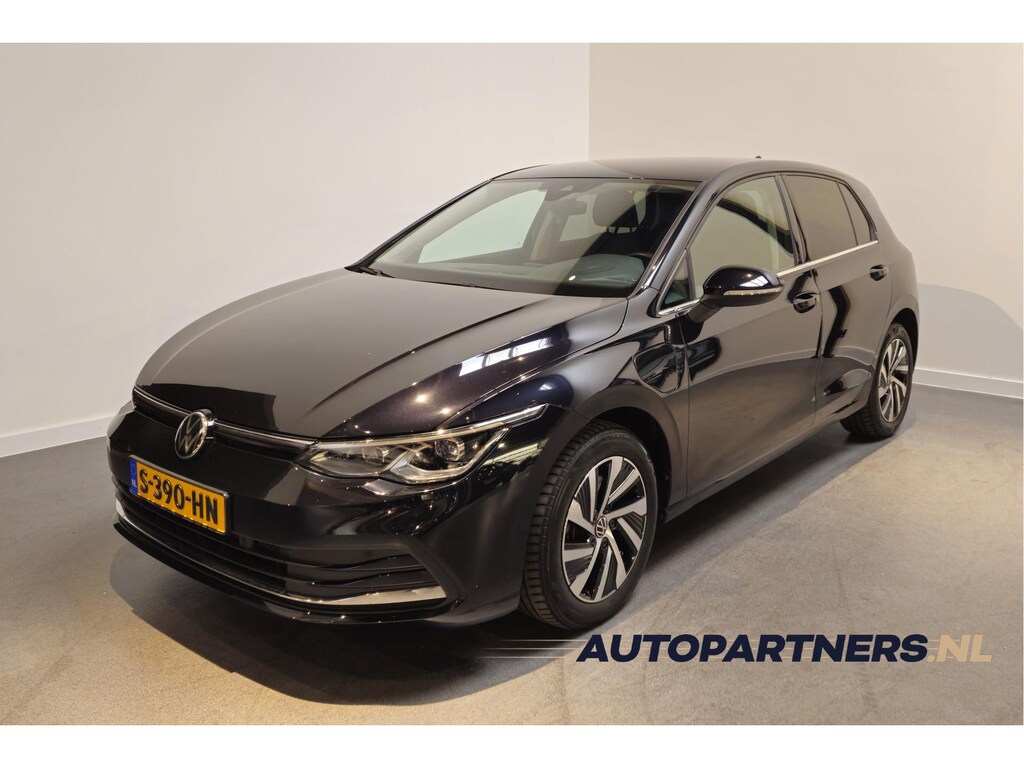 Volkswagen Golf 1.4 eHybrid Style - Stoel/Stuurverwarming - Massagefunctie - Adaptive Cruise - Apple Carplay/Android auto Geheugenfunctie stoel/spiegels - Virtual Cockpit