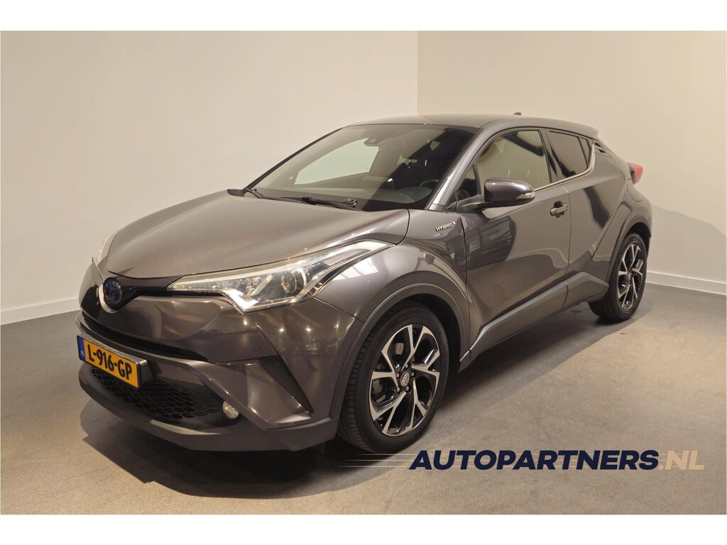 Toyota C-HR / C-HR+ 1.8 Hybrid Dynamic Sport - Stoelverwarming - Dodehoekdetectie - Adaptive Cruise
