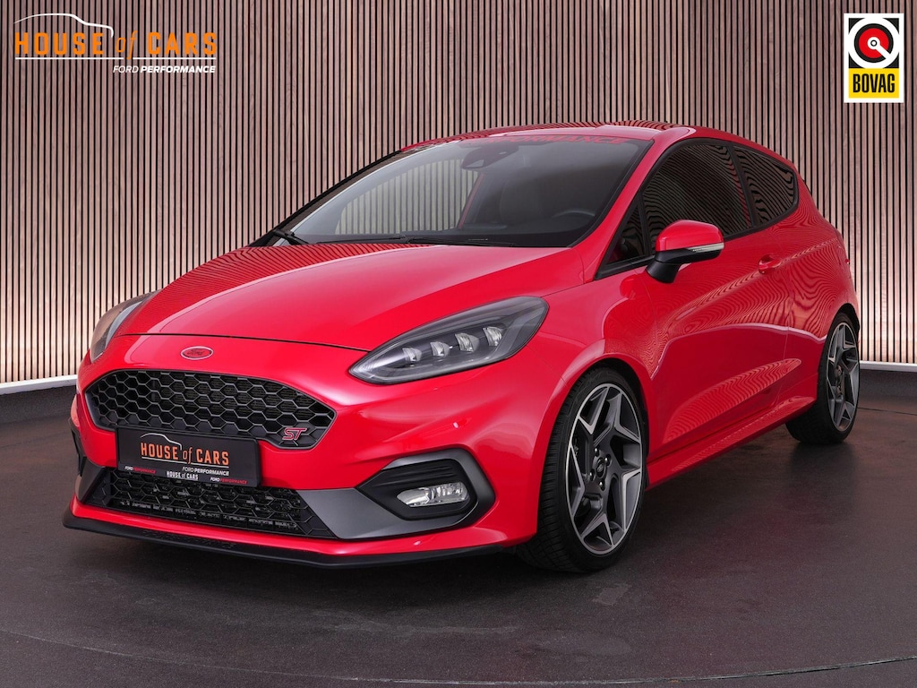 Ford Fiesta ST-3 1.5 200pk PERFORMANCE PACK |sper diff|launch control|KW schroefset|B&O|blind spot|LED-koplampen|Apple Carplay|parkeersensoren|winterpack|18" lichtmetalen velgen|