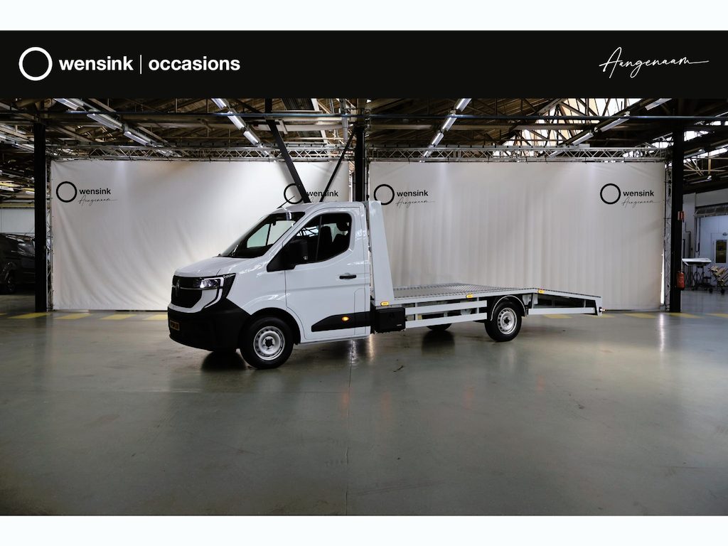 Renault Master T35 2.0 dCi | 170 PK | L3 H1 | OPRIJWAGEN | NIEUW MODEL | AUTOTRANSPORTER | LIER | TREKHAAK | CARPLAY | ANDROID AUTO | AIRCO | CRUISE | LICHT-/REGENSENSOR | LED | 3-ZITS | OPRIJPLATEN | 1200KG LAADVERMOGEN