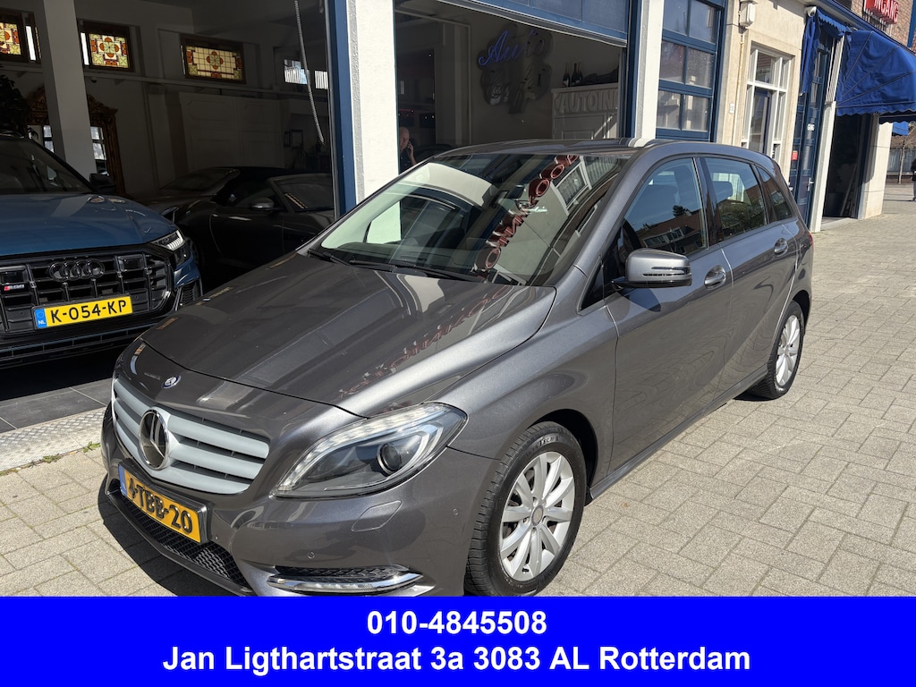 Mercedes-Benz B-klasse 180 Ambition CLIMA/NAVI/CRUISE/NL AUTO