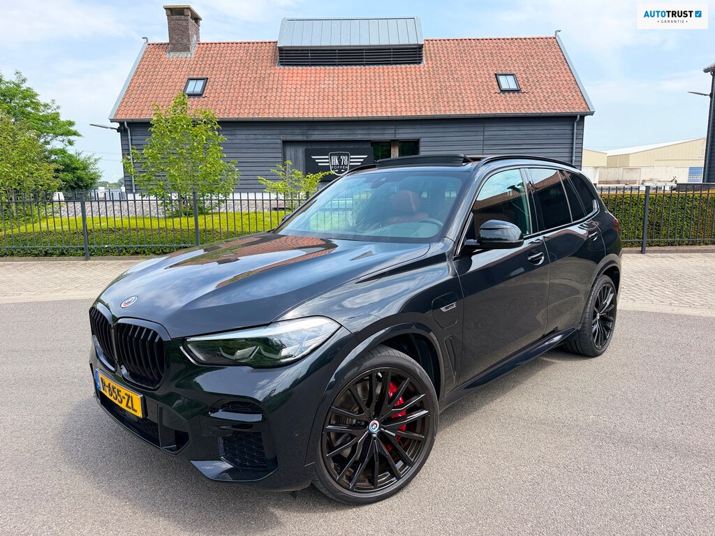 BMW X5 X-Drive 45e M-50 Jaar Edition Panoramadak Luchtvering 22"Lm Org-Ned Dealer Auto