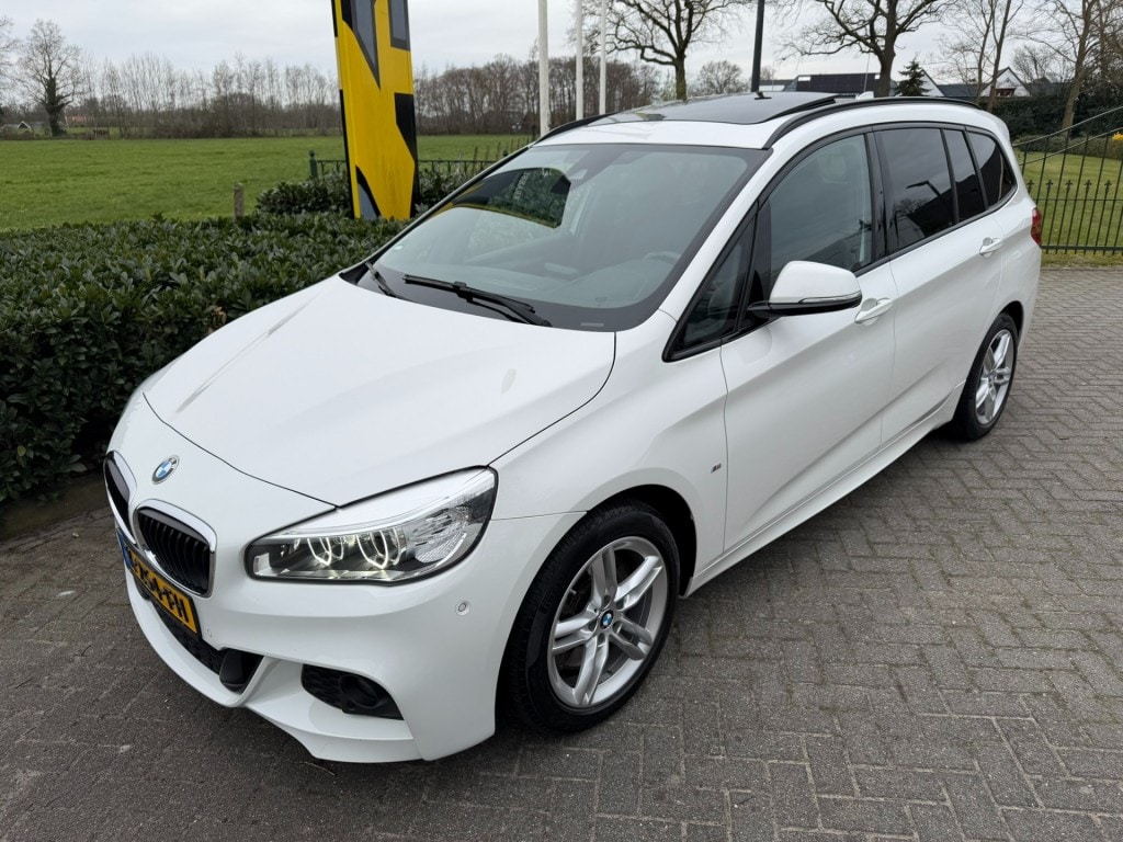 BMW 2-Serie Gran Tourer 220 High Executive M Sport Aut.8 Pano / Keyless