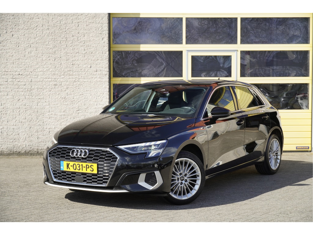Audi A3 Sportback 30 TFSI 5drs Business Edition BJ2021 Lmv 17" | Led V+A | Dynamische knipperlichten | Pdc | App-Connect | Navi | Virtual cockpit | Climate control | Cruise control | Sportstoelen | Getint glas