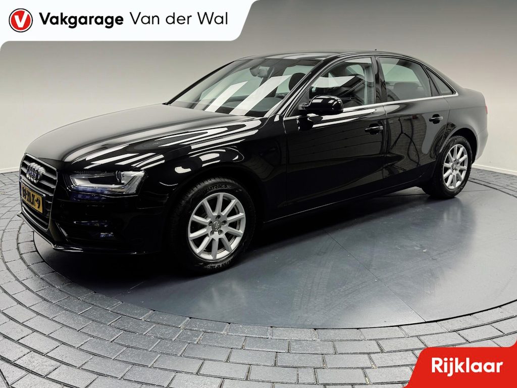 Audi A4 Limousine 1.8 TFSi Pro Line Trekhaak-Navigatie-Cr.contr-Clima-Parkeersensoren-Lm16''velgen