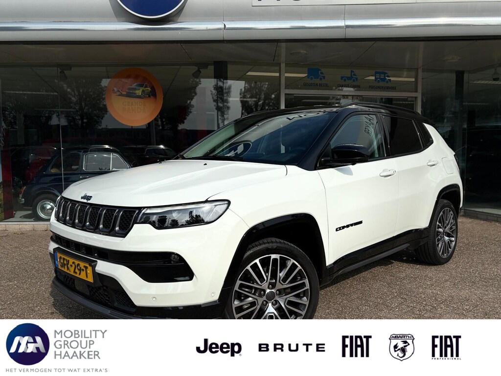 Jeep Compass 4xe 240 Plug-in Hybrid Electric Summit | Apple-Android | Parkeercamera | Leder bekleding