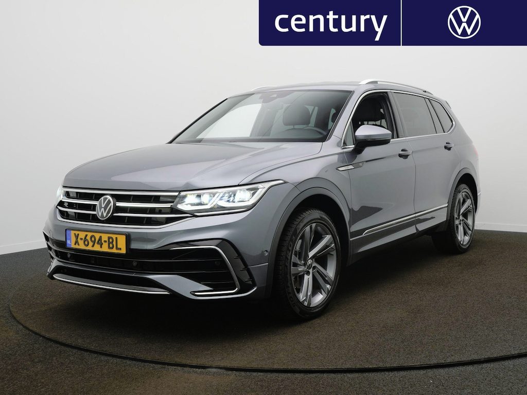 Volkswagen Tiguan Allspace 1.5 TSI 150Pk Automaat R-Line 7p. Automaat - Camera - 7 pers. - IQ light - Navigatie - ACC - Park Assist