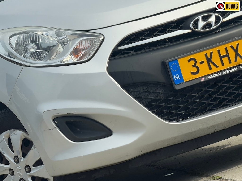 Hyundai i10 1.0 Black Pack - Sleek Silver - Airco/El.pakket/Nav - 122dkm - Keurig