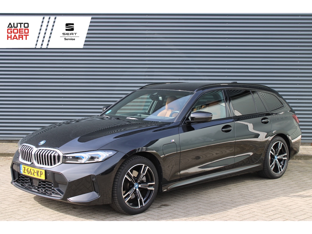 BMW 3-Serie Touring 330e M-Sport Laser Leer-Vernasca Harman-Kardon Elekt.-Trekhaak Adaptive-Cruise