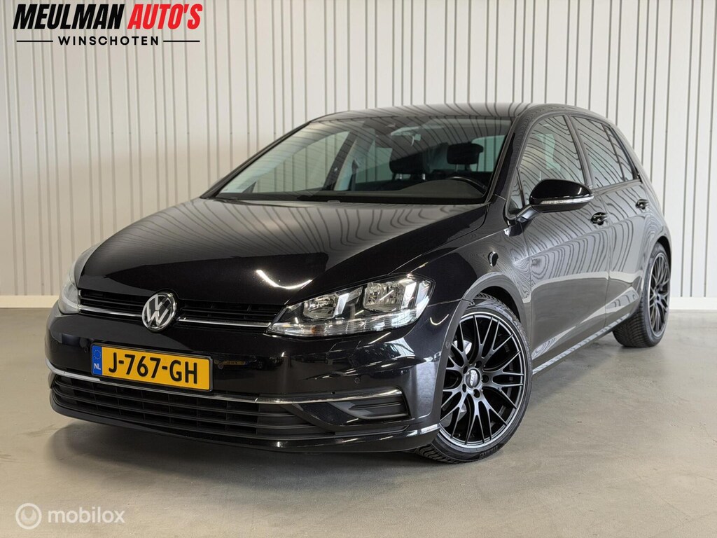 Volkswagen Golf 1.0 TSI Highline IQ drive stoelverwarm. navi