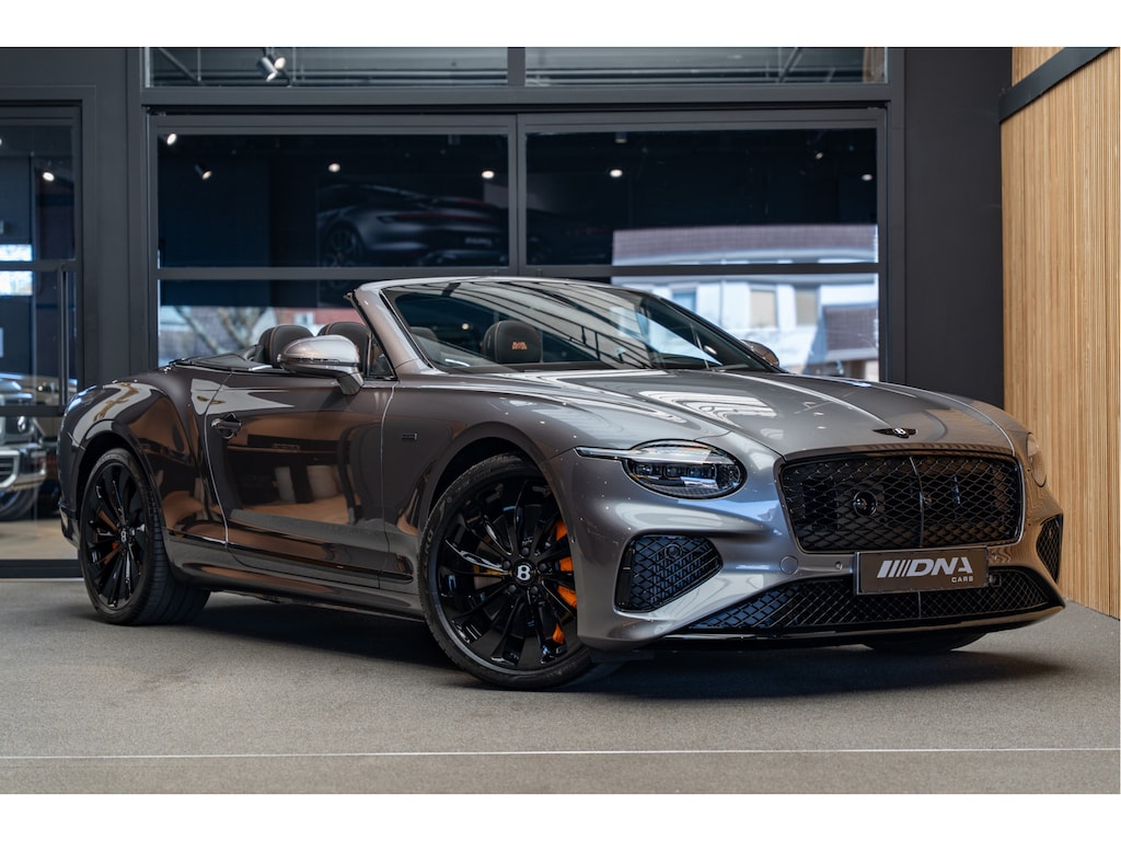 Bentley Continental GTC V8 Hybrid Black Edition 4.0 V8 Hybrid 22 Inch .