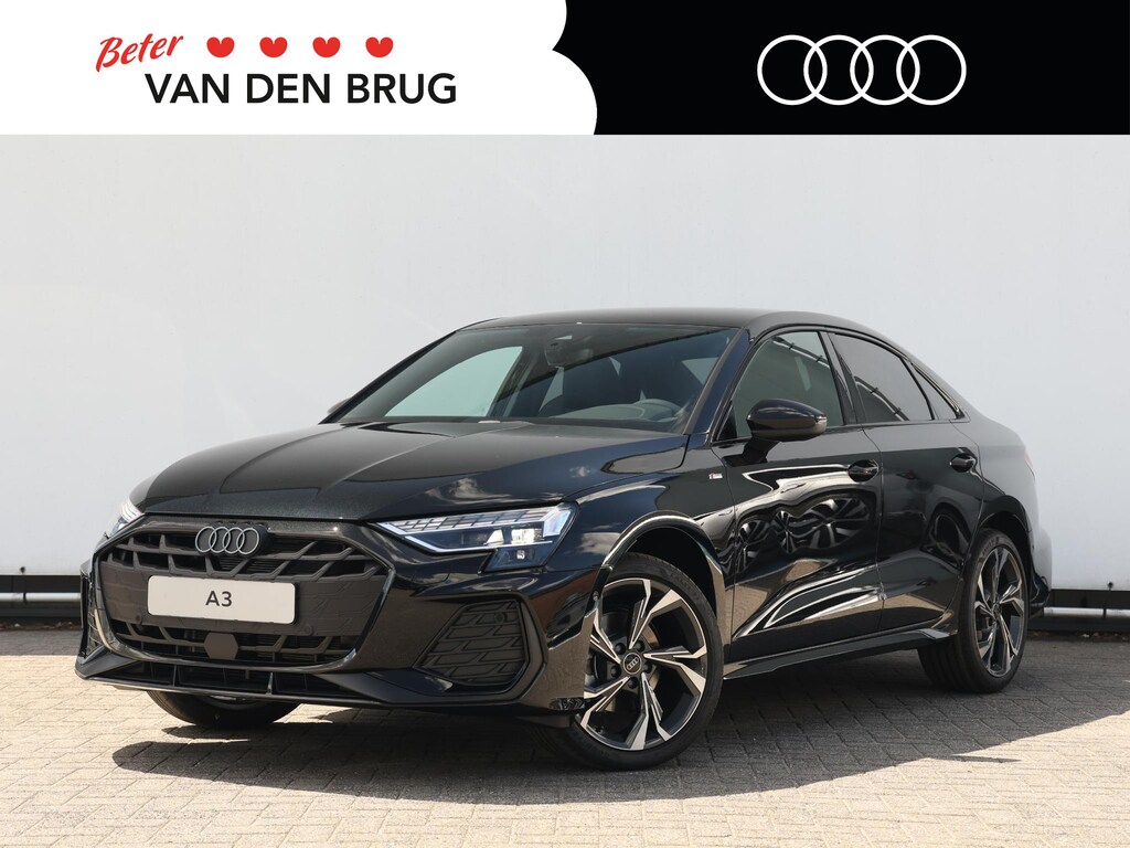 Audi A3 Limousine S edition 30 TFSI 115 PK Limousine | SONOS | Camera | Adaptive Cruise | Sfeerverlichting | Elek. spiegels | Stoelverwarming
