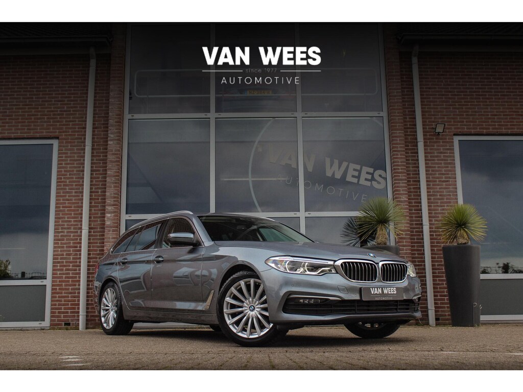 BMW 5-Serie Touring 520i High Executive Edition | 2e eigenaar | NL auto | Adaptive LED | 19 inch | Sportstuur | Comfortstoelen | Memory | Display Key | Navigatie | Bluetooth | PDC