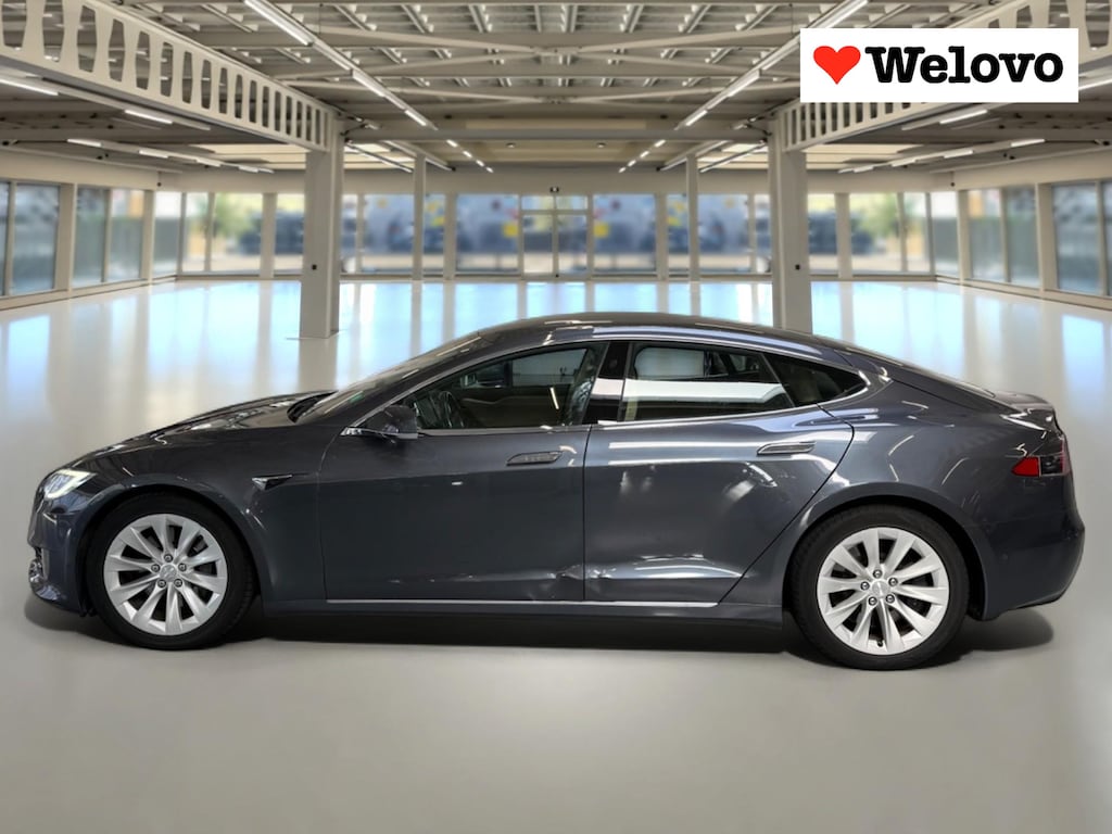Tesla Model S 75D Base Autopilot/CCS/Panodak