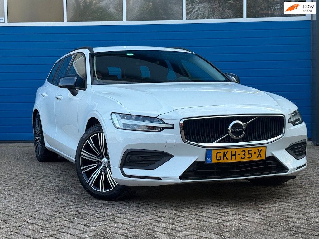 Volvo V60 2.0 D3 Momentum|Navi|Climate