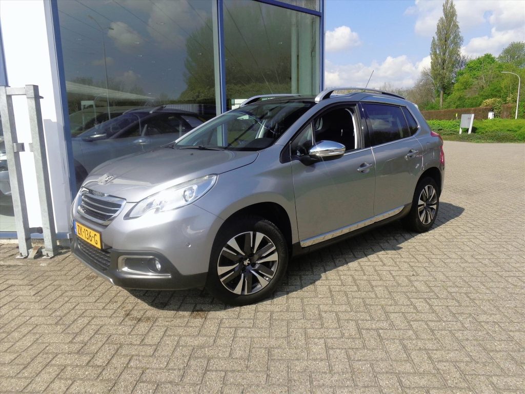 Peugeot 2008 1.2 e-VTi 2-Tronic 82pk Allure climate controle navi