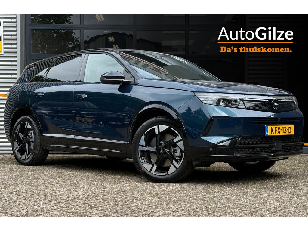 Opel Grandland 1.6 Turbo Plug-in-Hybrid Ultimate l Pano l Trekhaak l Focal Sound l HUD l 20 Inch
