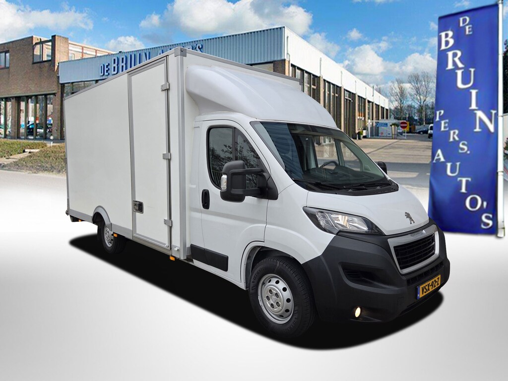Peugeot Boxer 2.2 BlueHDi 140 PK Lowliner Laadklep / Oprijklep Lage instap Airco Cruisecontrol