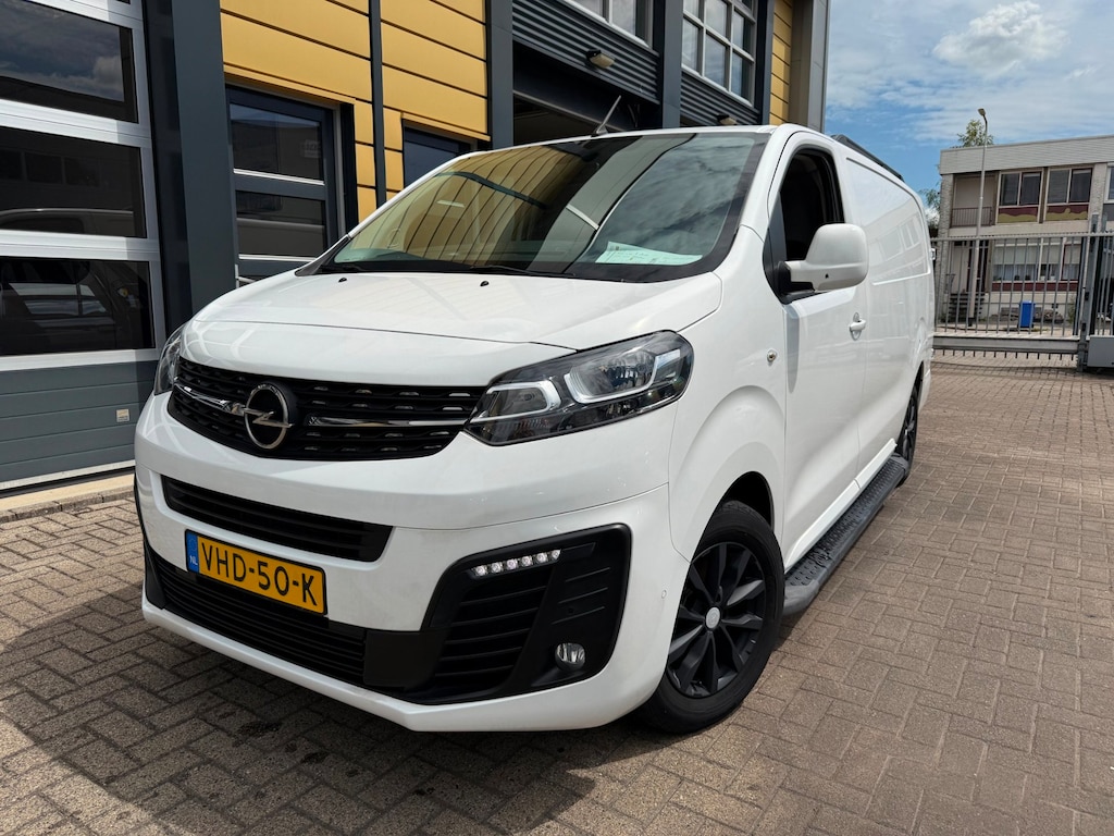 Opel Vivaro 2.0 CDTI L3H1 Edition | Navi | Trekhaak | Carplay | 13000km!!