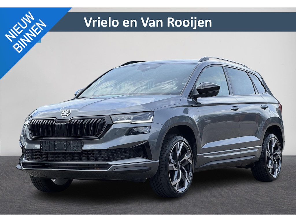 Skoda Karoq 1.5 TSI Sportline | Pano | Clima | Stuur/Stoelverwarming | Cruise | Carplay | Navi | ( Vestiging - Nieuwegein)