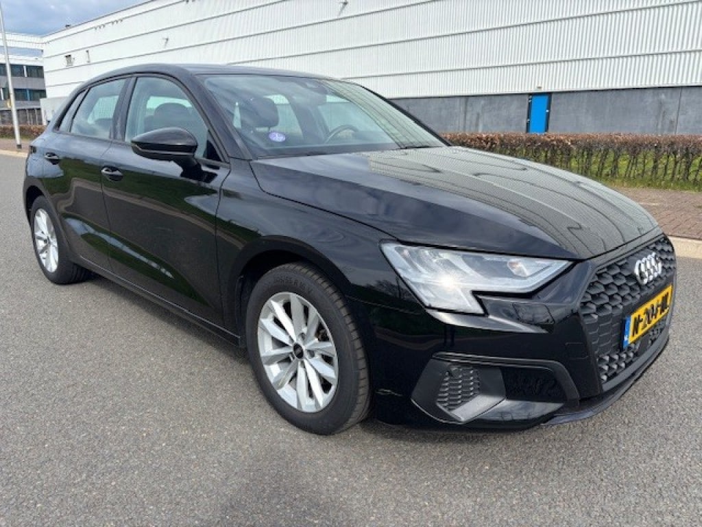 Audi A3 30 TFSi  Sportback Pro line
