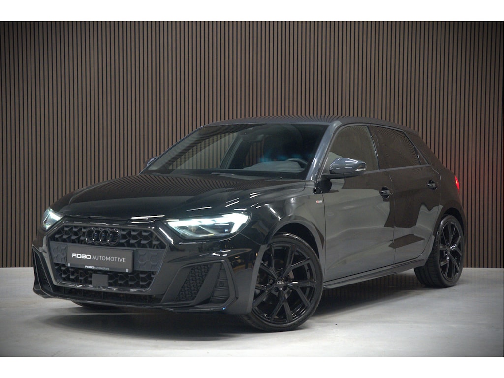 Audi A1 Sportback 35 TFSI S Line edition one S-Line | Bang & Olufsen | Stoelverwarming | Cruise Control | Ambiance Verlichting | Navigatie | Parkeersensoren | Apple Carplay | Climate Control | B&O | LED