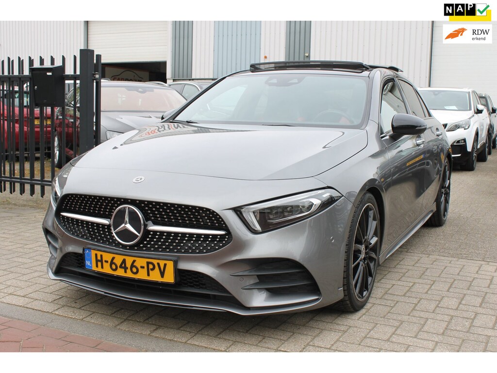 Mercedes-Benz A-klasse 180 Premium Plus AMG Pano Sfeer Memory Widescreen!!