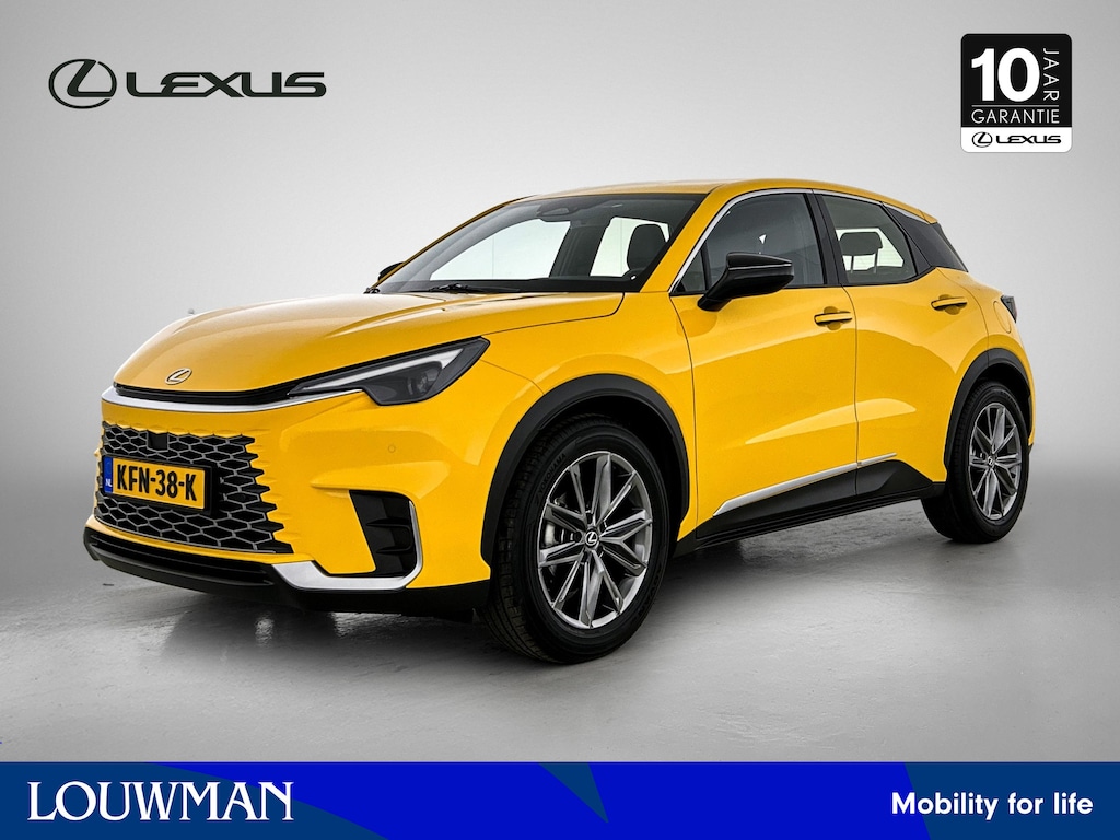 Lexus LBX Relax 2WD | BTW Voertuig | Tech Pack | Dealeronderhouden | Memory Seat | Lederen bekleding | Stoel+stuurverwarming | Blind Spot Monitor | Elektrische achterklep | Draadloze telefoonlader | Keyless Entr