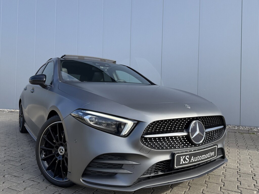 Mercedes-Benz A-klasse A250 Premium AMG 224PK Pano Burmester